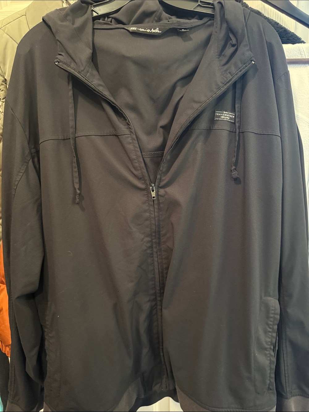Travis Mathew Men's Black Full-Zip Hooded Windbreaker